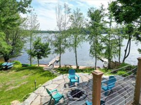 Cozy 3-Bdrm Waterfront Cottage